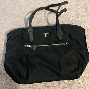 Large Michael Kors bag - black- like new